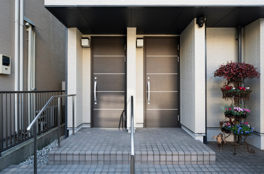 Fingerprint Aluminium Doors for Homes, Offices & Luxury Properties